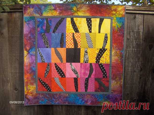 Dots and Lines Art Quilt | I made this quilt top a couple ye… | Flickr