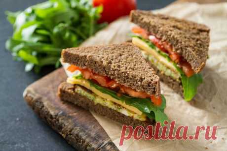 Чем накормить гостей: оригинальные рецепты закусок для вечеринки