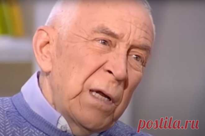 Александр Пашутин считает, что у актеров, осудивших Родину, нет мозгов. Народный артист уверен, что сейчас речь идет о выживании России.