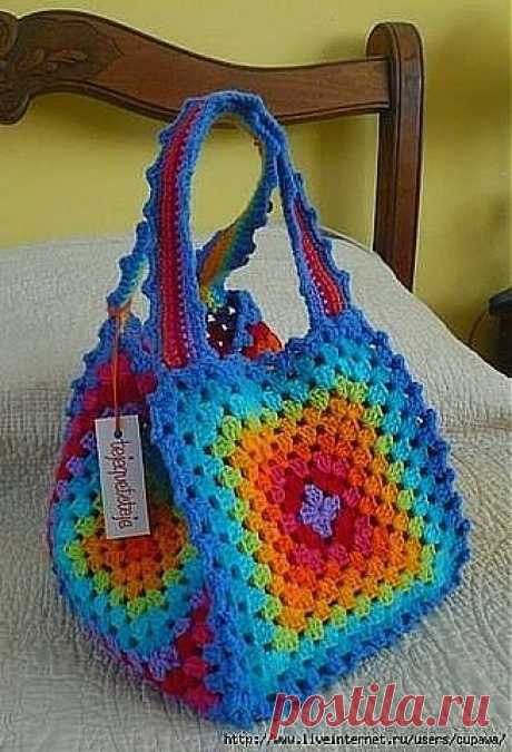 Lucy286 приколол(а) это к доске BAGS \сумки крючком и спицами\ | Pint…