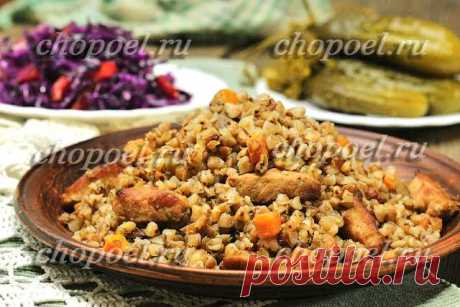 Гречка по-купечески, рецепт с фото | chopoel.ru Вкусное сытное блюдо – гречка по-купечески, рецепт с фото поможет вам приготовить его по всем правилам: гречка будет рассыпчатая, мясо нежное и сочное.