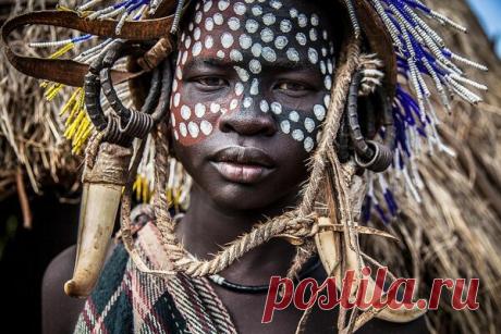 Дани - племя с дикими традициями, многоженством и полуголыми девушками | МедоДед | Яндекс Дзен