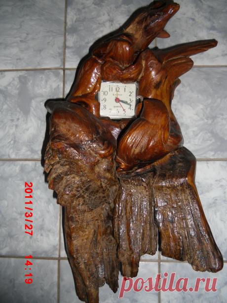 Часы из коряги
