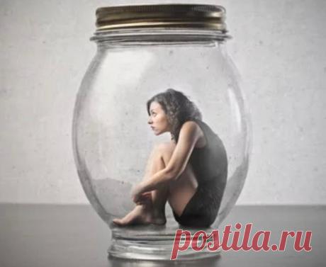 Поступки НЕУВЕРЕННЫХ В СЕБЕ ЛЮДЕЙ….
Каждый оценивает себя по-разному и именно поэтому бывают люди с низкой самооценкой и с завышенной. Безусловно стоит уделить время и поработать над ней. Будьте уверены, что качество вашей жизни улучшится. Картинка «девушка в банке» Картинка «девушка в банке» НЕОДЕКВАТНАЯ ОЦЕНКА. «Эта одежда меня портит?» Начать можно с малого, например с собственной одежды. Если вам не […]
Читай дальше на сайте. Жми подробнее ➡