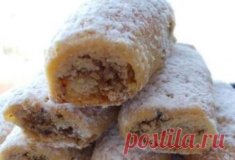 Дворянские рулетики – очень вкусные ореховые пирожные по простому рецепту, с которым справится даже ребёнок! Поистине «знатный вкус» у этого лакомства! https://goo.gl/AwHn7D