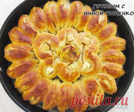 Красивый и вкусный яблочный пирог