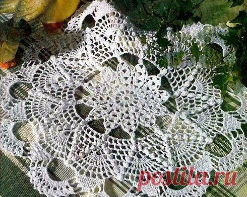 Милые сердцу штучки: Белое полотно, пол сотни вязаных салфеток и... золотые руки!
