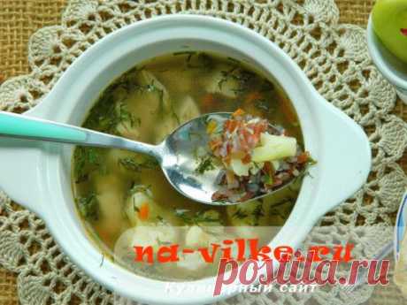 Суп куриный с цветной капустой и красным рисом сорта Рубин