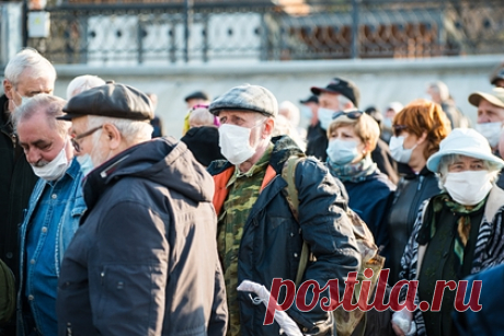Названы вакансии для пенсионеров с зарплатой более 170 тысяч рублей. Должности оператора по добыче нефти, сварщика, геодезиста, домработницы и шеф-повара названы самыми высокооплачиваемыми вакансиями для людей предпенсионного и пенсионного возраста в России. Доход на этих должностях может составлять 100-175 тысяч рублей в месяц. Более 145 тысяч рублей предлагают опытному сварщику.