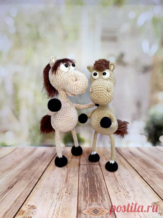 PDF Просто Конь крючком. FREE crochet pattern; Аmigurumi toy patterns. Амигуруми схемы и описания на русском. Вязаные игрушки и поделки своими руками #amimore - лошадь на проволочном каркасе, лошадка из обычной пряжи, конь.