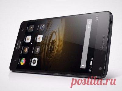 Lenovo Vibe P1 будет доступен по сниженной цене Завтра, 9 декабря, в официальном Интернет-магазине компании Lenovo дебютирует смартфон Lenovo Vibe P1 в тёмно-сером цвете, который будет доступен первым покупателям по цене 19 990 рублей. Однако специально для России компания объявила, что в течение первых трёх часов после старта продаж, начиная с 12:00 по московскому времени, все желающие смогут приобрести Vibe P1 по специальной сниженной цене. Со скидкой смартфон будет стоить 17 990 рублей. За…