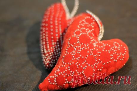 Хороший подарок ко Дню влюбленных - это СЕРДЕЧКО, ручной работы....