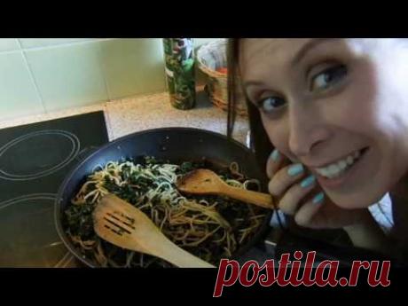 Грюнколь со спагетти (она же браунколь, она же кале)