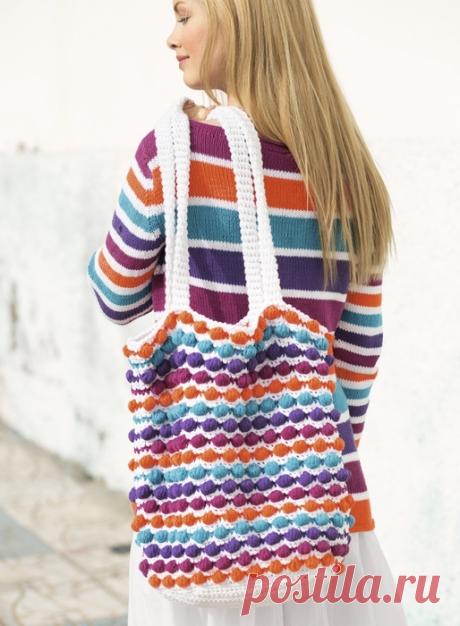 Объёмная и вместительная сумка из пышных столбиков