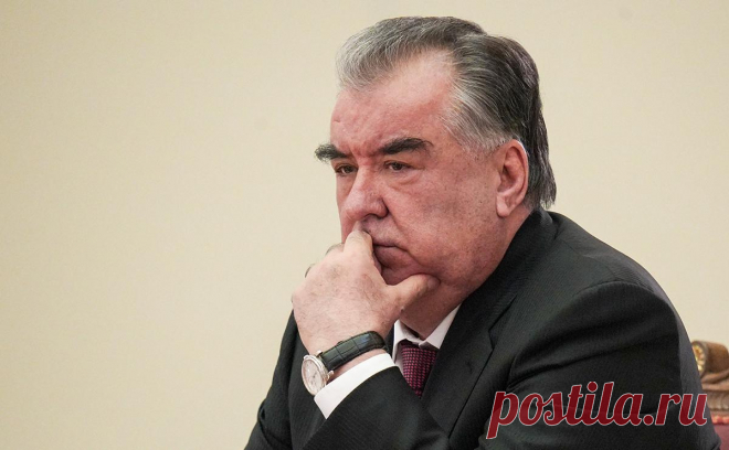 В Таджикистане ответили на приглашение Рахмона в Москву на 9 мая. Президент Таджикистана Эмомали Рахмон еще не принял решение о поездке в Москву на 9 мая, он планирует принять участие в праздновании в Душанбе.