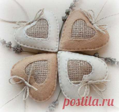 Сердечки из фетра