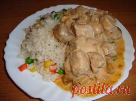 Мясо в сырном соусе.