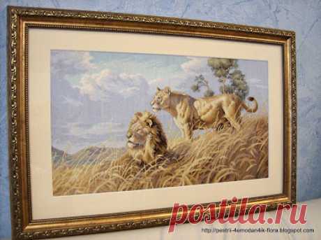 Flora: African Lions (Африканские львы) и Peaceful Puppies (Спящие щенки)