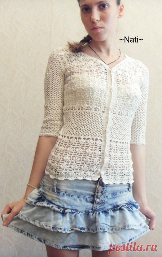 Лёгкий жакет молочного цвета.
Пряжа: Vita "Coco"
Состав: 100% хлопок.
Познакомится подробнее с моим творчеством можно по ссылке