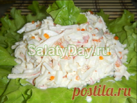 Салат с кальмарами и крабовыми палочками – идеальное сочетание вкусов: рецепт с фото и видео