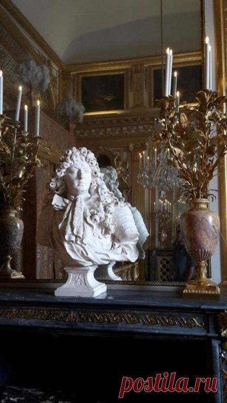 The bedroom of Louis XIV  |  Pinterest
