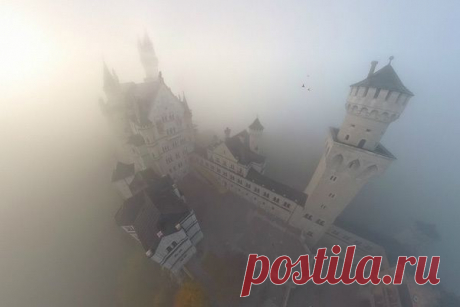 Виртуальное путешествие к замку Нойшванштайн на вертолете. Изумительный проект AirPano.ru.