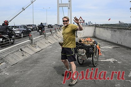 Мужчина шел 27 лет и обошел всю планету. Как он пережил арест в России, вплавь преодолел Ла-Манш и попал под защиту Абрамовича?