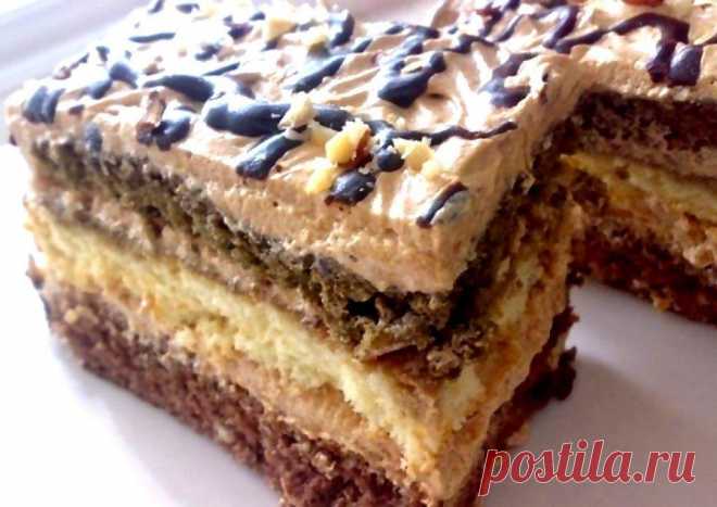 1 б сгущенки, 1 ст муки, 2 яйца, сметана и какао для самого вкусного в мире тортика 