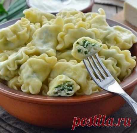 Необычные и очень вкусные вареники с адыгейским сыром и зеленью