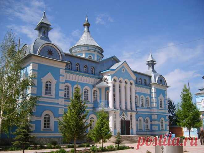 Вид Свято - Троицкой церкви. Оренбургская. Ю-Урал.