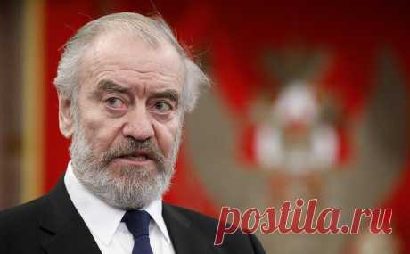 Большой театр ответил на сообщения о планах представить Гергиева труппе. У Большого театра нет информации по поводу якобы планируемого представления дирижера Валерия Гергиева в качестве нового директора, заявили РБК в пресс-службе театра.