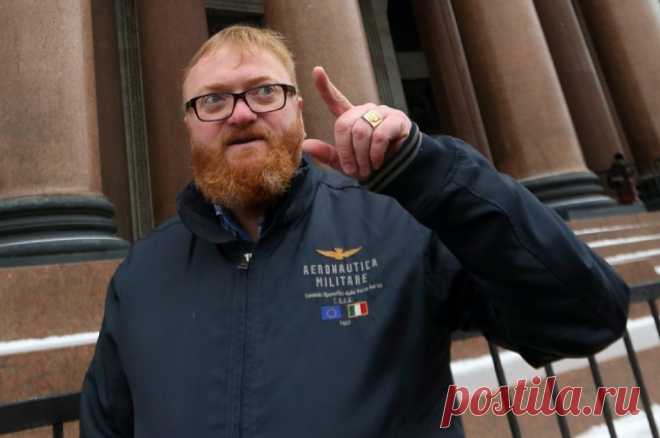 Депутат Милонов рассказал, куда попал из пушки в зоне спецоперации. Расчет депутата неоднократно поражал живую силу противника на Украине.