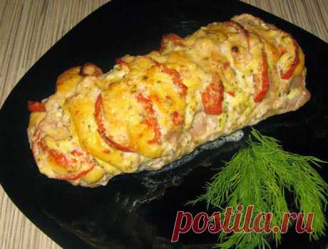 ✔ Свинина, запеченая с помидорами и сыром