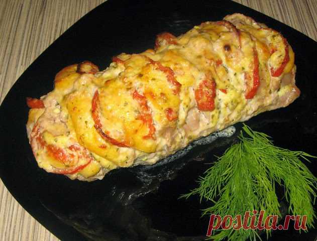 ✔ Свинина, запеченая с помидорами и сыром