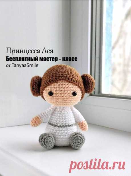 PDF Принцесса Лея крючком. FREE crochet pattern; Аmigurumi doll patterns. Амигуруми схемы и описания на русском. Вязаные игрушки и поделки своими руками #amimore - маленькая кукла из Звёздных войн, куколка, девочка.
