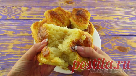 Булочки к чаю - самые воздушные, вкусные и нежные!!! Приветствую всех! Сегодня я готовлю сдобные булочки на молоке в сметанной заливке. Булочки получаются очень вкусные, ароматные и воздушные. Ингредиенты:мука пшеничная - 400 г в тесто + 80 для присыпки...