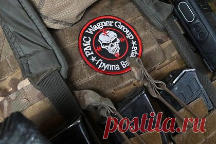 Объявленный в розыск уральский депутат вступил в ЧВК. Депутат из Алапаевска Свердловской области Илья Чиж, избивший людей бейсбольной битой в 2022 году и объявленный в розыск, вступил в частную военную компанию (ЧВК) «Вагнер». Об этом сообщило издание ЕАН со ссылкой на близких уральца. На своей странице во «ВКонтакте» россиянин опубликовал фото в камуфляже.