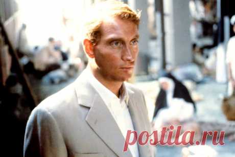 Чарльз Дэнс, 10 октября, 1946