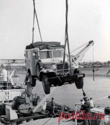 #Csepel_B130