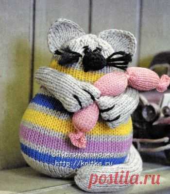 Вязаная игрушка “Кот с сардельками”, Вязаные игрушки