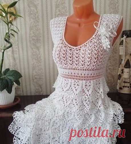 ​Праздничное платье