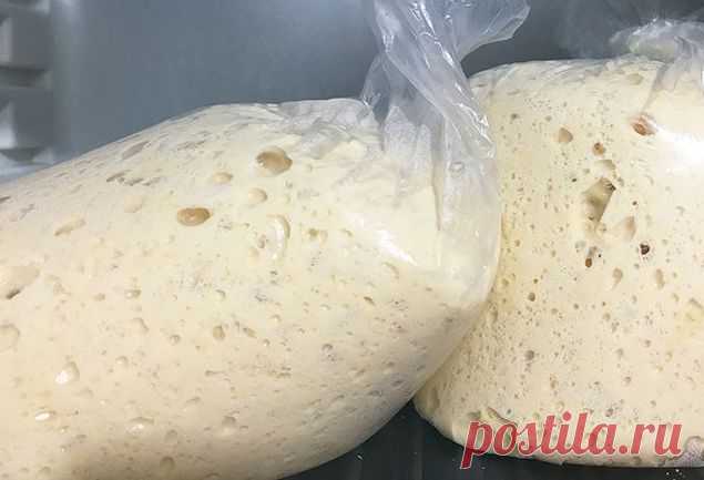 Дрожжевое тесто «Для ленивых» Рецепт — просто находка! На приготовление нужно 5 минут! Справится даже новичок. Тесто очень вкусное! Пирожки из такого теста можно готовить в духовке, жарить на сковороде или во...