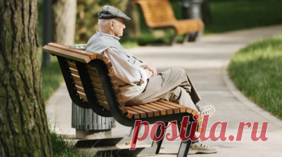 Собянин принял решение проиндексировать доплату московским пенсионерам. В Москве в 2024 году проведут индексацию городской доплаты к пенсии. Соответствующее поручение дал Сергей Собянин на первом после вступления в должность мэра заседании президиума правительства столицы. Читать далее