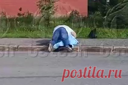 Рыдания россиянина над телом попавшего в смертельное ДТП сына-питбайкера сняли на видео