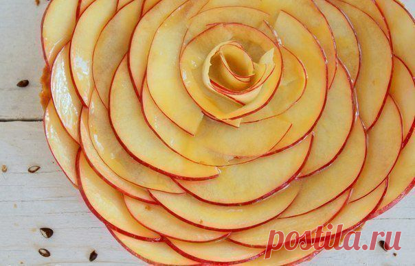 Яблочная роза