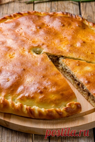 Осетинский пирог на кефире с мясом: рецепт — Лайфхакер