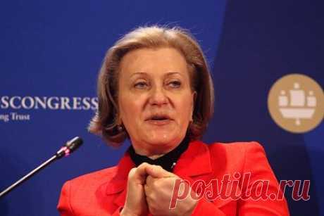 Заболеваемость COVID-19 в России за четыре недели выросла вдвое. Число заразившихся коронавирусом за последние четыре недели выросло вдвое, сообщила глава Роспротребнадзора Анна Попова.