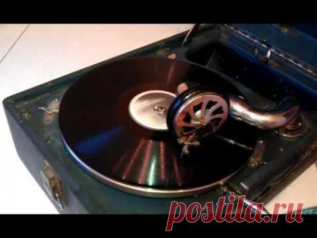 Слушаем старый патефон на worldvintage.ru - YouTube