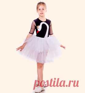 Олеся Емельянова. Стихи-визитки для представления и защиты карнавального костюма Лебедя.
Лебедь – прекрасная грациозная птица, символ чистой любви и нерушимой верности. И это отличная идея для новогоднего карнавального костюма. А это стихотворение-визитка поможет вам представить и защитить создаваемый образ.