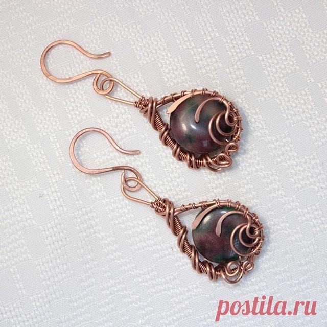 #серьги #медь #турмалин Эту и другие работы можно заказать vk.com/kaffclub @_flamens_ #_flamens_ #naturestone #naturebeads #etsy #etsyjewelry #etsyseller #etsyshop #etsyflamens #vk #style #boho #bohochic #jewelry #earrings  #tourmaline #copper #tenderness #gift #jewelry #handmade #withlove